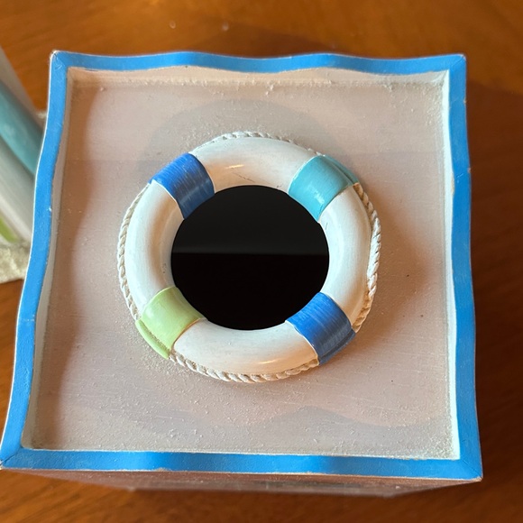 Croscill Ocean Surfer Themed Tissue Box and Soap Pump Set - Picture 7 of 12